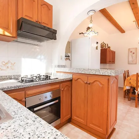 Ritter - Three Bedroom With Private Pool - By Villamar *